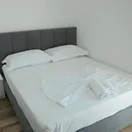Iliria Lägenhetshotell *